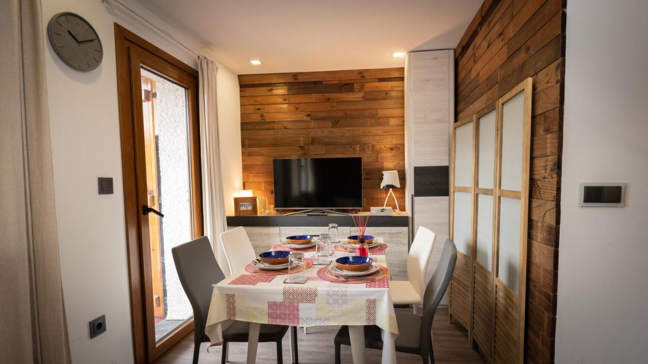 Apartamentos Formigal - Admite Mascotas - מראה חיצוני תמונה